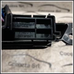 Immagine di GRUPPO COMANDI APERTURA PORTELLONE E SPORTELLO CABURANTE