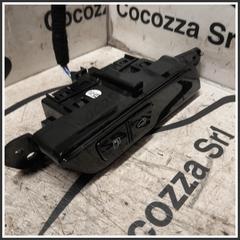 Immagine di GRUPPO COMANDI APERTURA PORTELLONE E SPORTELLO CABURANTE