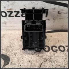 Immagine di Interruttore alzacristalli . | dx. | ant.