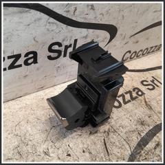 Immagine di Interruttore alzacristalli . | dx. | post.