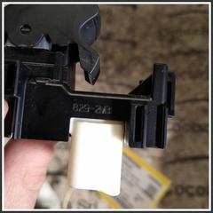 Immagine di Interruttore alzacristalli INTERRUTTORE | dx. | ant.