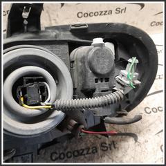 Immagine di Proiettore | dx. | ant.