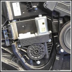 Immagine di Alzacristallo porta Sostegno di porta poster. destra | dx. | post.