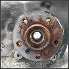 Immagine di Fusello ruota Sopporto girevole sinistra | sx. | ant.