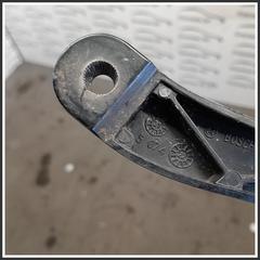 Immagine di Braccio tergicristallo parabrezza BRACCIO TERGITORE | dx. | 