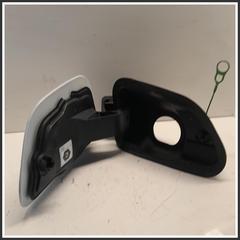 Immagine di Sportello carica batteria parafango SPORTELLO BENZINA |  | post.