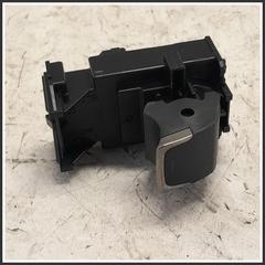 Immagine di Interruttore alzacristalli . | dx. | post.