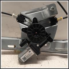 Immagine di Alzacristallo porta Alzacristallo porta ant. SX dr5.0/dr4.0 | sx. | ant.