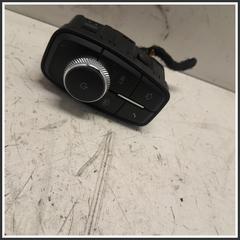 Immagine di Pulsantiera multifunzione console centrale PULSANTIERA MULTIFUNZIONE (+ VOLUME) SU TUNNEL C |  | 