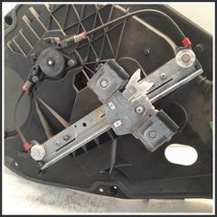 Immagine di Alzacristallo porta REGULATOR ASSY - WINDOW | sx. | post.