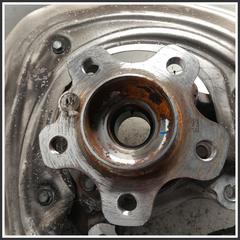 Immagine di Fusello ruota Sopporto girevole sinistra | sx. | ant.