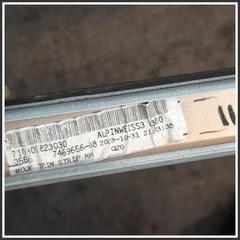 Immagine di Modanatura tetto Listello de tetto ammannito destra | dx.