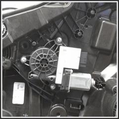 Immagine di Motorino alzacristallo porta Motorino alzacristallo posteriore destro | dx. | post.