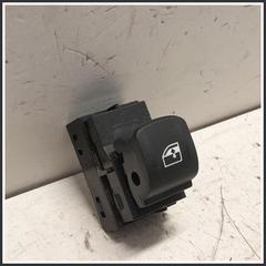 Immagine di Interruttore alzacristalli INTERRUTTORE ALZACRISTALLO | dx. | ant.