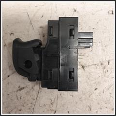 Immagine di Interruttore alzacristalli INTERRUTTORE ALZACRISTALLO | sx. | post.