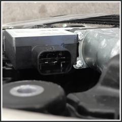 Immagine di Motorino Alzavetro post. dx BMW i4