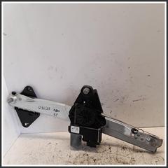 Immagine di Meccanismi Alzavetro ant. dx DACIA Sandero III