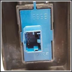 Immagine di Pulsantiera Interruttori ant. dx FIAT Qubo 735461282