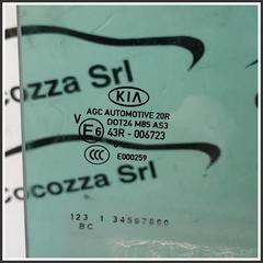 Immagine di Cristalli Laterali post. dx KIA Sportage IV 83420F1010