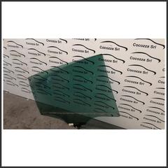 Immagine di Cristalli Laterali post. dx KIA Sportage IV 83420F1010