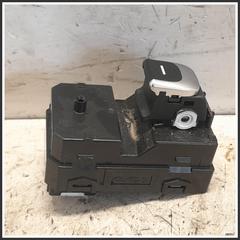 Immagine di Pulsantiera Interruttori post. sx. KIA Sportage IV 93581D9000