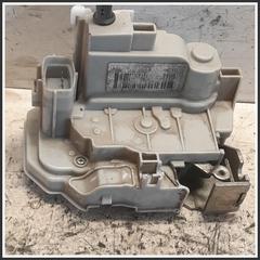 Immagine di Serrature interne ant. dx. LANCIA Ypsilon III 51926043