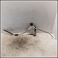 Immagine di Serrature interne ant. dx. CITROEN C3 II 9800624680