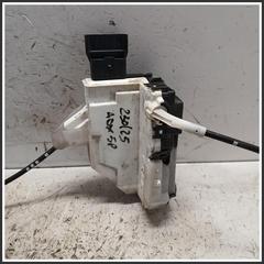 Immagine di Serrature interne ant. dx. CITROEN C3 II 9800624680