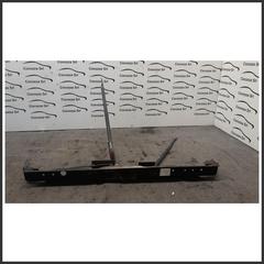 Immagine di Traversa Paraurti ant. LAND ROVER Defender 90 I ABG710040