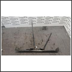Immagine di Traversa Paraurti ant. LAND ROVER Defender 90 I ABG710040