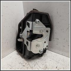 Immagine di Serrature interne ant. dx. BMW Serie 5 F11 Touring 51217229458