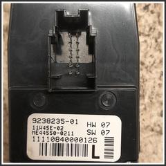 Immagine di Pulsantiera Interruttori ant. sx. BMW Serie 5 F11 Touring 61319241951