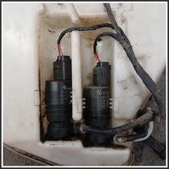 Immagine di Vaschetta Liquido Tergivetro BMW Serie 5 F11 Touring 61667269668