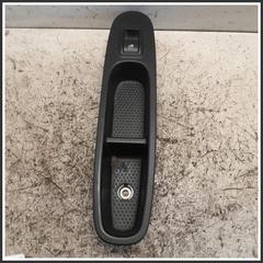 Immagine di Pulsantiera Interruttori ant. dx. FIAT Punto Evo 735500049