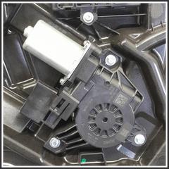 Immagine di Meccanismi Alzavetro ant. dx. BMW Serie 2 U06 Active Tourer 51335A444C2