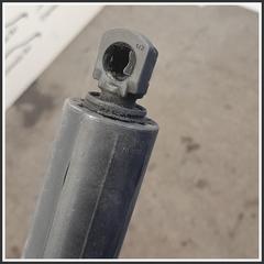 Immagine di Ammortizzatori portellone post. dx. BMW Serie 2 U06 Active Tourer 51248494161