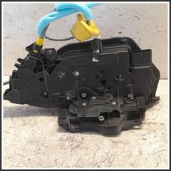 Immagine di Serrature interne ant. sx. BMW Serie 2 U06 Active Tourer 51217956135