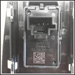 Immagine di Pulsantiera Interruttori post. dx. BMW Serie 2 U06 Active Tourer 61315A2BCB5