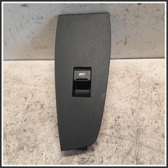 Immagine di Pulsantiera Interruttori post. dx. BMW Serie 2 U06 Active Tourer 61315A2BCB5