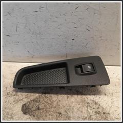 Immagine di Pulsantiera Interruttori ant. dx. LANCIA Delta III 735541716