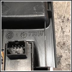 Immagine di Pulsantiera Interruttori post. sx. LANCIA Delta III 735541710