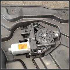 Immagine di Meccanismi Alzavetro ant. sx. JEEP Grand Cherokee IV K68079287AA