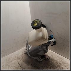 Immagine di Serbatoi freno ant. RENAULT Rafale H5F601