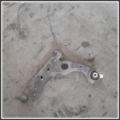 Immagine di Bracci Sospensioni Anteriori ant. sx. ALFA ROMEO Giulietta 55280444