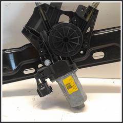 Immagine di Meccanismi Alzavetro ant. dx. LAND ROVER Range Rover Evoque I LR165905