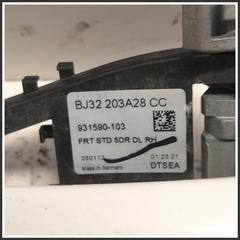 Immagine di Maniglia Porta ant. dx. LAND ROVER Range Rover Evoque I LR040667