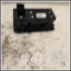 Immagine di Comando Luci LAND ROVER Range Rover Evoque I LR025943