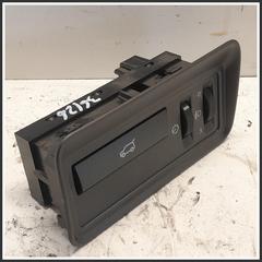 Immagine di Comando Luci LAND ROVER Range Rover Evoque I LR025943