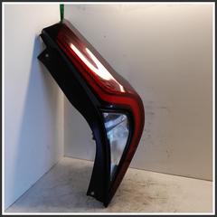 Immagine di Fanaleria Posteriore post. dx. TOYOTA Aygo X 815510H180