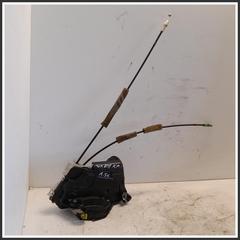 Immagine di Serrature interne ant. sx. TOYOTA Aygo X 69040K0041